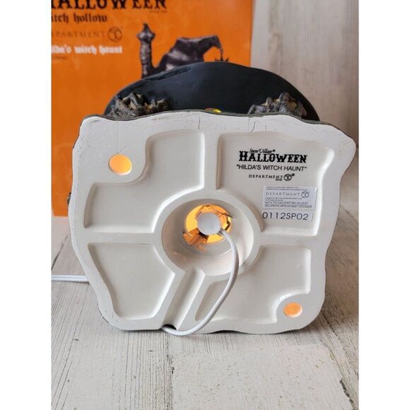 Dept 56 4025341 Hilda's Witch Haunt Halloween witch Hollow Village accessory cat - Picture 10 of 10